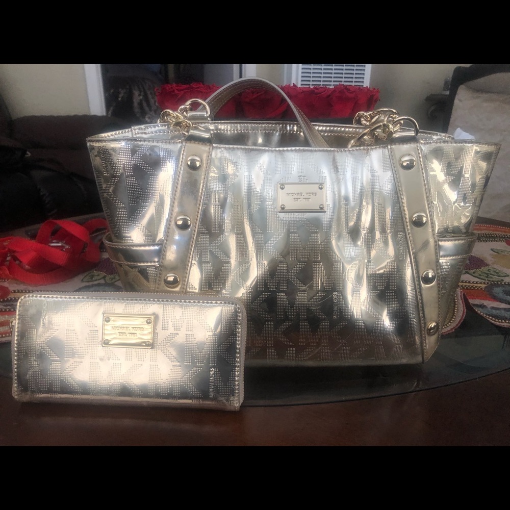 Micheal Kors brand new purse and matching wallet